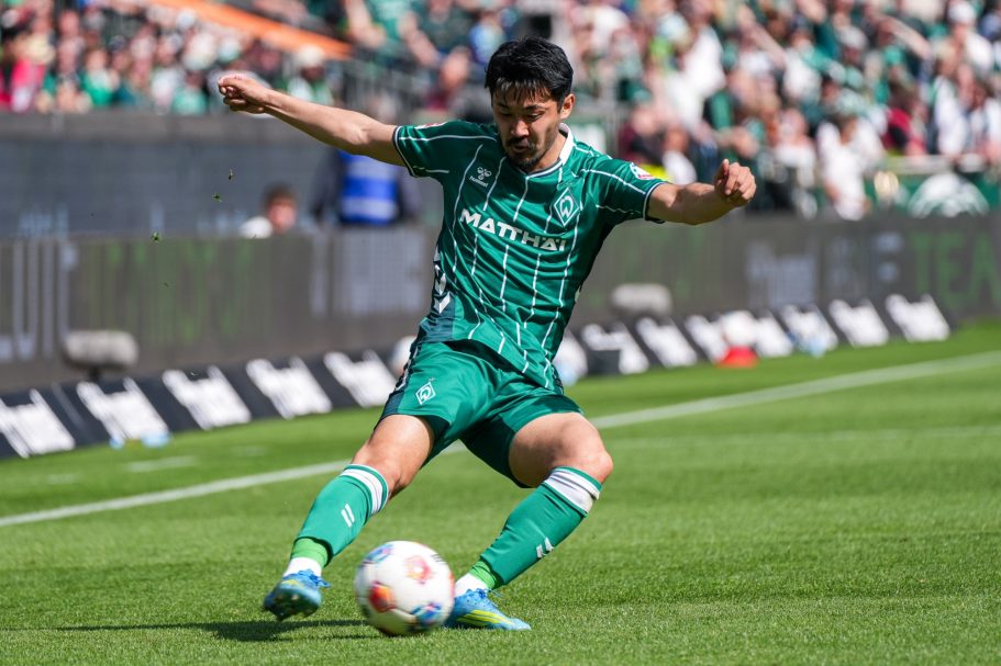 Yukinari Sugawara von Werder Bremen beim Bundesliga Spiel gegen FC Augsburg am 02.05.2026