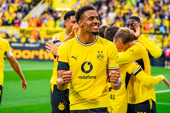 Felix Nmecha Jubel BVB Felix Nmecha jubelt nach dem Tor zum 2:0 für Borussia Dortmund gegen den HSV